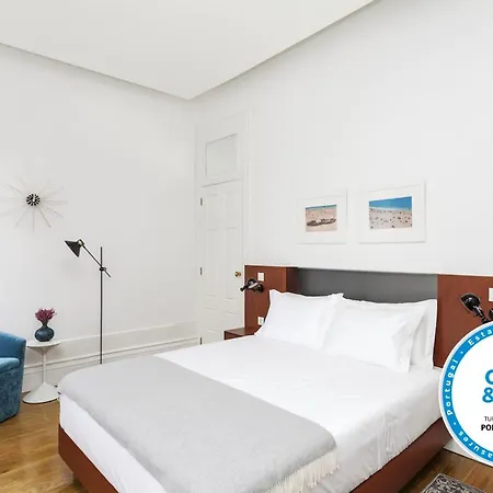 Trendy Sunny With Balcony Appartement Oporto